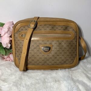 Authentic Vintage Gucci GG Logo Shoulder Bag